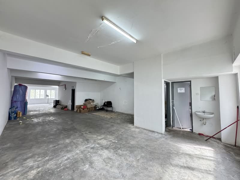 Shop / Office for Sale in Kota Damansara (Selangor) - Jason Chong - Interior - PropertyGuru.com.my