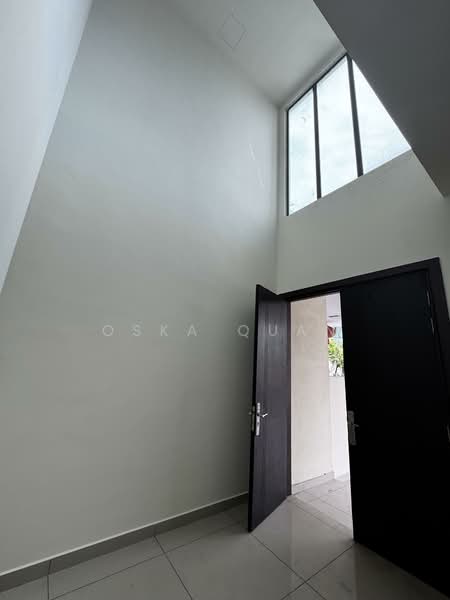 Rumah Berkembar untuk Dijual di Bandar Mahkota Cheras (Cheras) - Oska Quan - Entrance - PropertyGuru.com.my