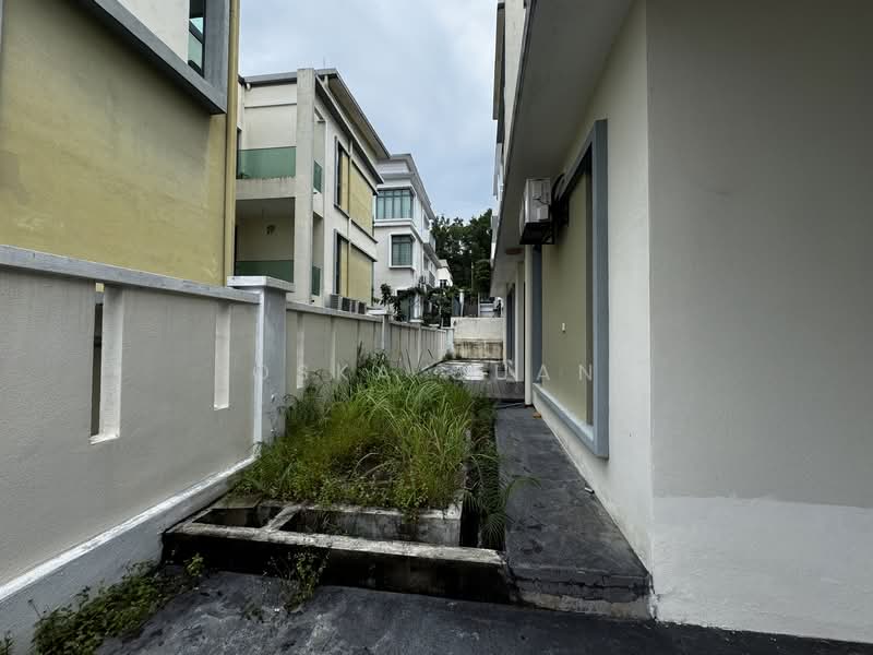 Rumah Berkembar untuk Dijual di Bandar Mahkota Cheras (Cheras) - Oska Quan - Exterior - PropertyGuru.com.my