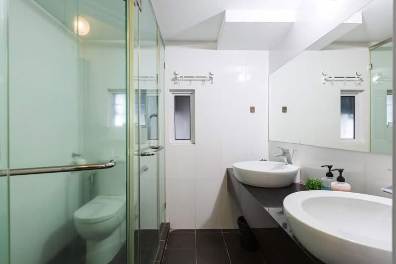 Servis Apartment untuk Dijual di Arte Star - Travis Tan - Bathroom - PropertyGuru.com.my