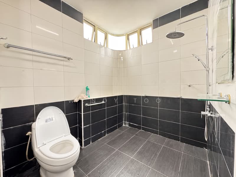 Kondominium untuk Dijual di The Wadihana - Wendy Too - Bathroom - PropertyGuru.com.my