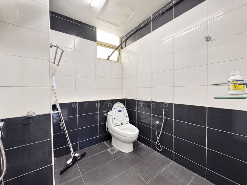 Kondominium untuk Dijual di The Wadihana - Wendy Too - Bathroom - PropertyGuru.com.my