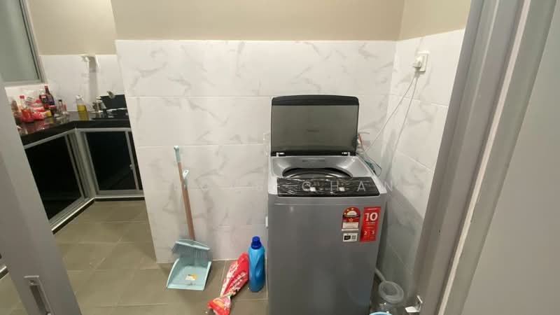 Kondominium untuk Dijual di Platinum OUG Residence - Lucas Chan - Kitchen - PropertyGuru.com.my