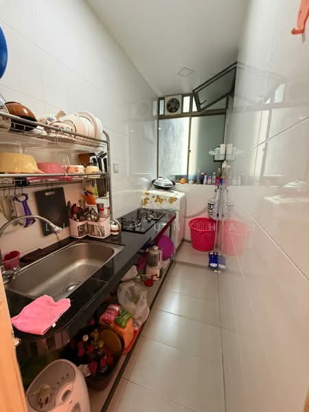 Condominium for Sale at PARC Regency (Residensi Masai) - Liew Vun Hau - Kitchen - PropertyGuru.com.my