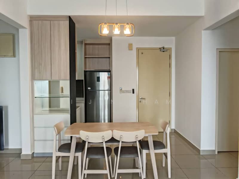 Kondominium untuk Disewa di Lakeville Residence - Yi Jun Cham - Dining Room - PropertyGuru.com.my