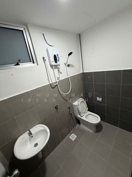Pangsapuri untuk Disewa di Residensi Akasia Jubilee - Muhamad Irfan Muhamad Hafiz - Bathroom - PropertyGuru.com.my