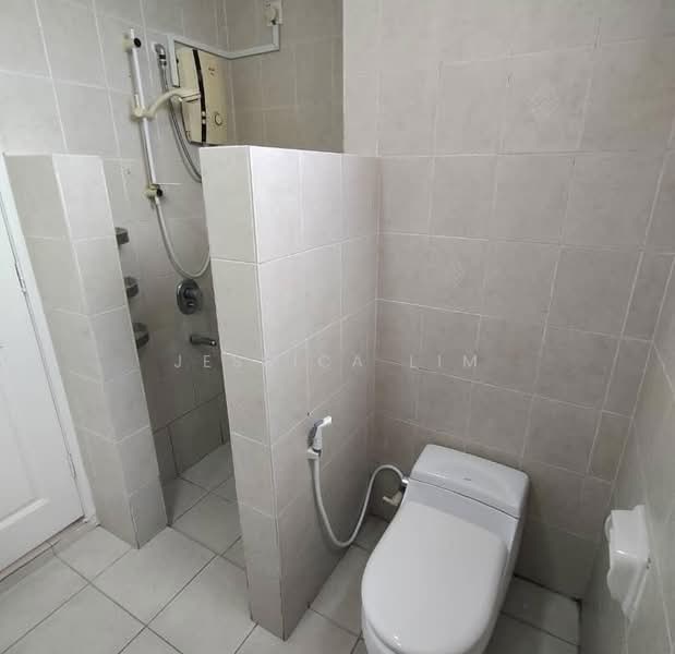 Condominium for Sale at Casa Tropicana - Jessica Lim - Bathroom - PropertyGuru.com.my