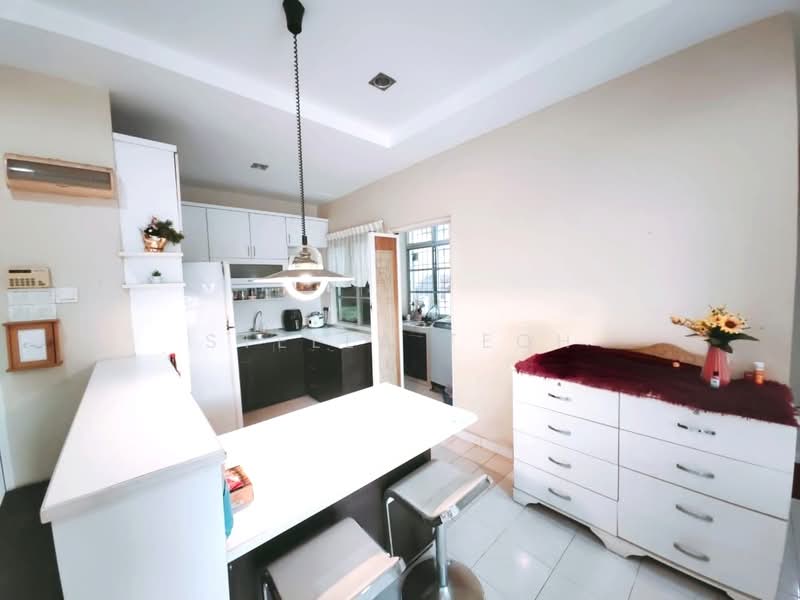Apartment for Sale at Kings Height - Stella Teoh - Kitchen - PropertyGuru.com.my