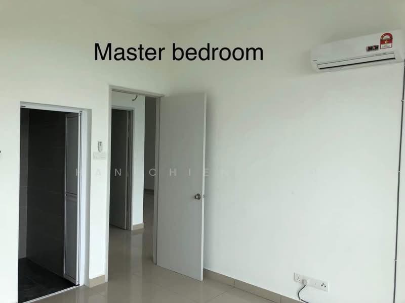 Service Residence for Sale at BM City Suites @ BM City Mall - Han Chien Yeap - Master Bedroom - PropertyGuru.com.my