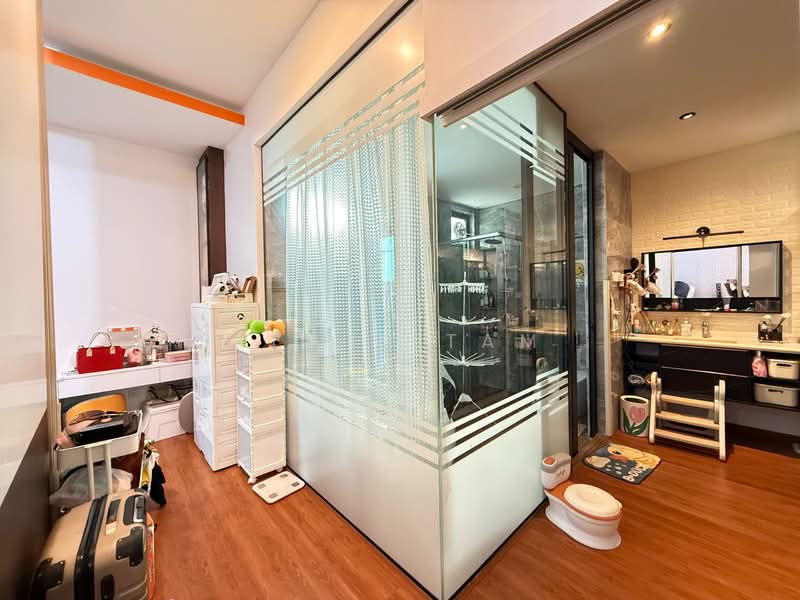 Semi-Detached House for Sale in Setia Impian (Setia Alam) - Lewis Tam - Bathroom - PropertyGuru.com.my