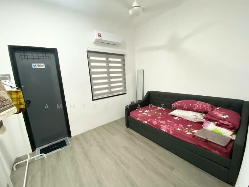 Rumah Teres 2 Tingkat untuk Dijual di Jenjarom (Selangor) - Ammeer Nadzrai - Bedroom - PropertyGuru.com.my
