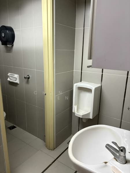 Office for Rent in Petaling Jaya (Selangor) - Chen Kah Seng - Bathroom - PropertyGuru.com.my