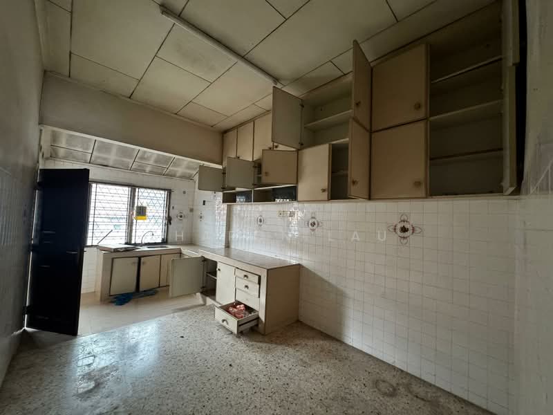 Rumah Teres 1 Tingkat untuk Disewa di Taman Perling (Perling) - Sharon Lau - Kitchen - PropertyGuru.com.my