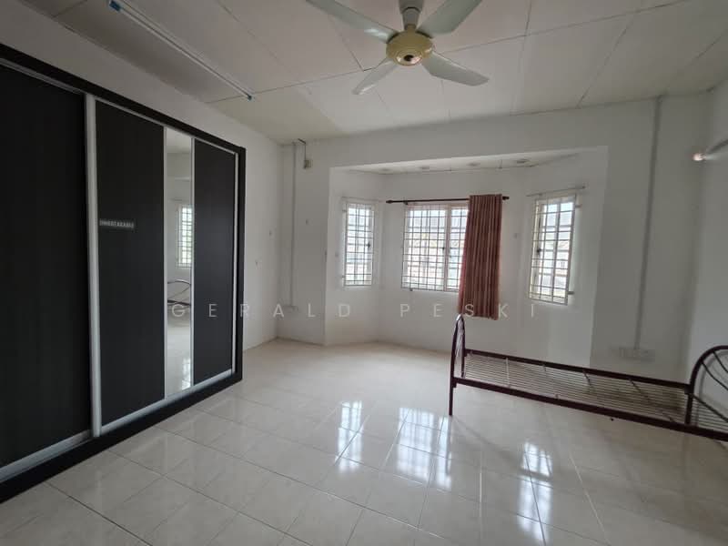 2-storey Terraced House for Sale in Taman Kulim Perdana (Kulim) - Gerald Peski - Bedroom - PropertyGuru.com.my