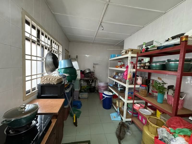 2-storey Terraced House for Sale in Taman Impian Emas (Skudai) - Cheryl Tey - Kitchen - PropertyGuru.com.my