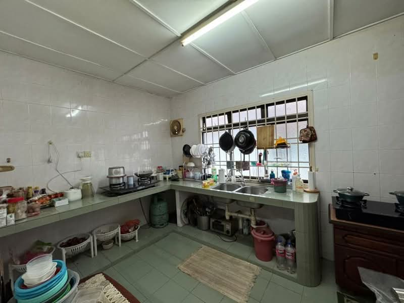 2-storey Terraced House for Sale in Taman Impian Emas (Skudai) - Cheryl Tey - Kitchen - PropertyGuru.com.my