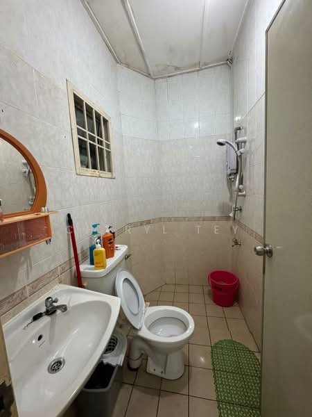 2-storey Terraced House for Sale in Taman Impian Emas (Skudai) - Cheryl Tey - Bathroom - PropertyGuru.com.my