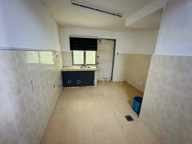 2-storey Terraced House for Sale in Seksyen 5 Wangsa Maju (Wangsa Maju) - Mohd Fadzli - Kitchen - PropertyGuru.com.my