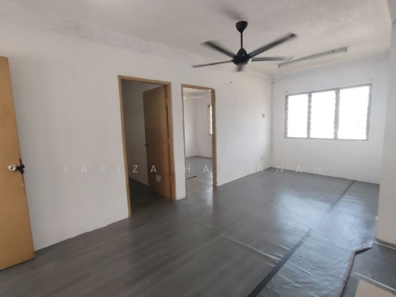 Rumah Flat untuk Dijual di Rebana Flat - Sariza Hartanah - Interior - PropertyGuru.com.my