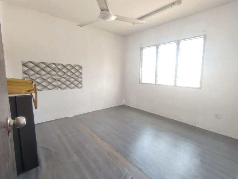 Rumah Flat untuk Dijual di Rebana Flat - Sariza Hartanah - Interior - PropertyGuru.com.my