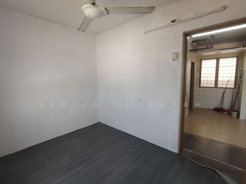 Rumah Flat untuk Dijual di Rebana Flat - Sariza Hartanah - Interior - PropertyGuru.com.my