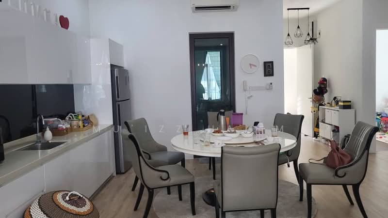 Condominium for Rent at Isle of Kamares - Mu'izz Halim - Dining Room - PropertyGuru.com.my