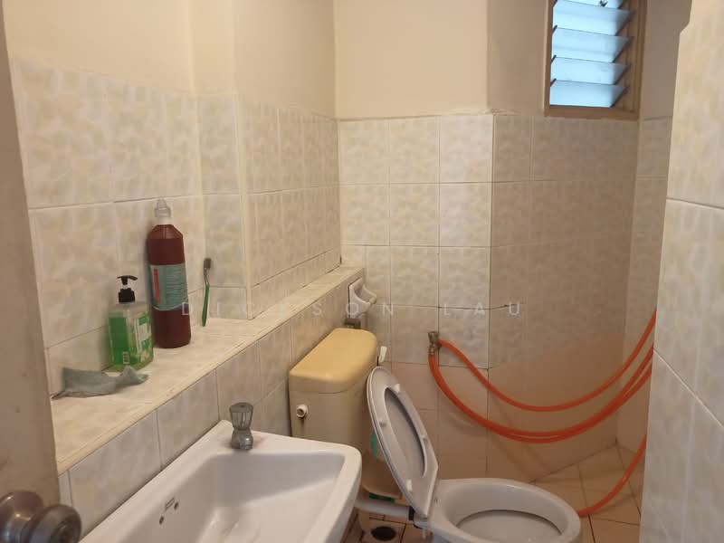 Condominium for Sale at Menara Menjalara - Dickson Lau - Bathroom - PropertyGuru.com.my