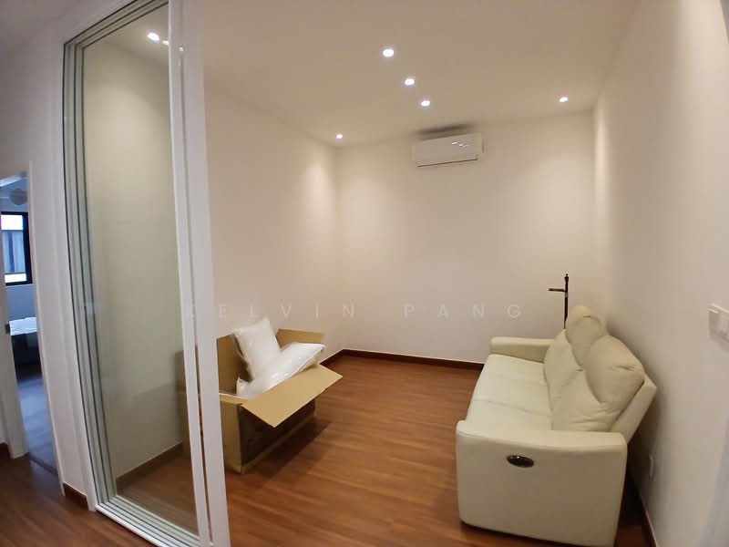 Rumah Teres 2 Tingkat untuk Disewa di Shah Alam (Selangor) - Kelvin Pang - Living Room - PropertyGuru.com.my