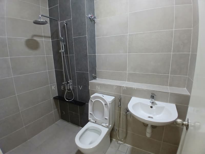 Rumah Teres 2 Tingkat untuk Disewa di Shah Alam (Selangor) - Kelvin Pang - Bathroom - PropertyGuru.com.my