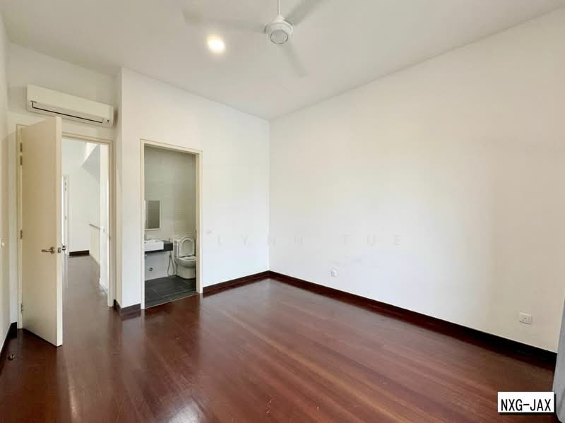 Semi-Detached House for Rent in Setia Alam (Selangor) - Reilynn Tue - Bathroom - PropertyGuru.com.my