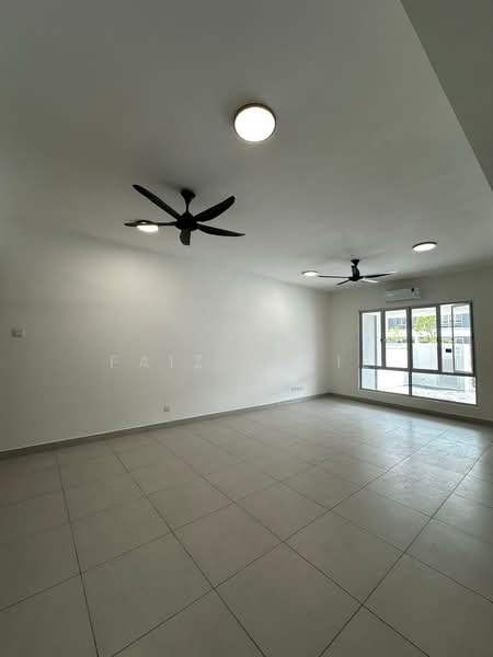 Rumah Teres 2 Tingkat untuk Disewa di Sungai Buloh (Selangor) - Faiz Yatie - Living Room - PropertyGuru.com.my