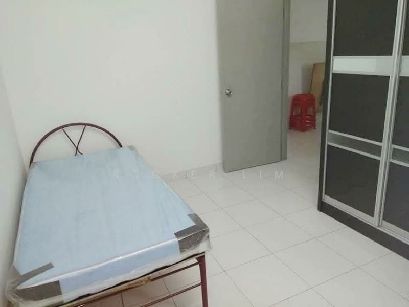 Rumah Teres 2 Tingkat untuk Dijual di Gelang Patah (Johor) - Rocker Lim - Bedroom - PropertyGuru.com.my