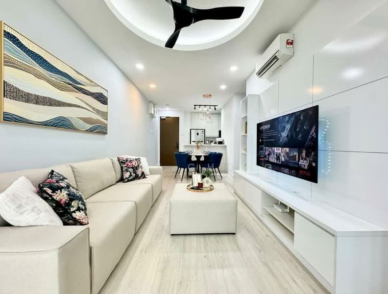 Servis Apartment untuk Disewa di H2O Residences - Alex Chong - Living Room - PropertyGuru.com.my