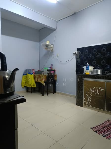 2-storey Terraced House for Sale in Johor Bahru (Johor) - Hung Hoi Heah - Kitchen - PropertyGuru.com.my