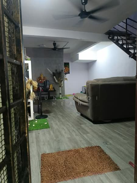 2-storey Terraced House for Sale in Johor Bahru (Johor) - Hung Hoi Heah - Living Room - PropertyGuru.com.my