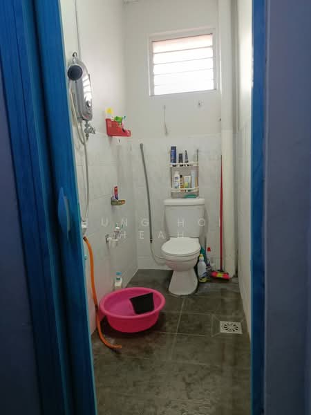2-storey Terraced House for Sale in Johor Bahru (Johor) - Hung Hoi Heah - Bathroom - PropertyGuru.com.my
