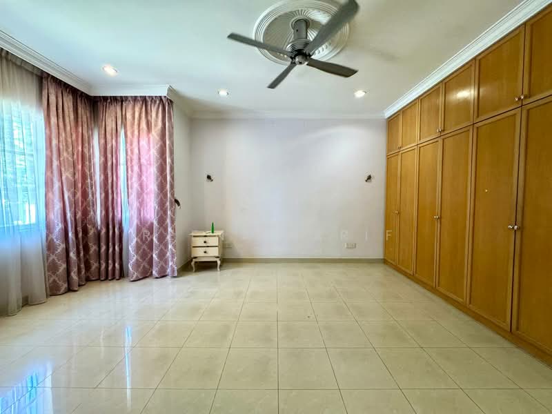 Rumah Banglo untuk Dijual di Bukit Jelutong (Shah Alam) - Reena Sarif - Bedroom - PropertyGuru.com.my