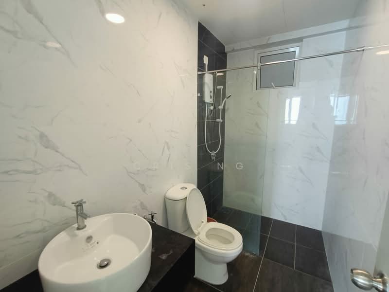 Kondominium untuk Dijual di The Zen - Cris Ng - Bathroom - PropertyGuru.com.my