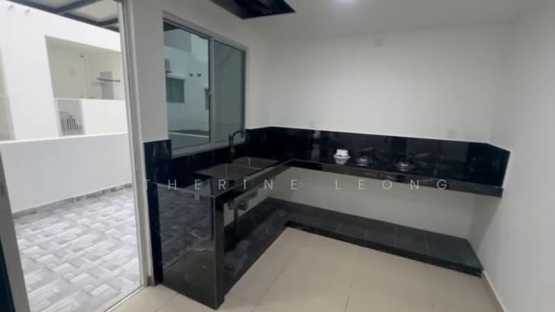 Rumah Teres 2 Tingkat untuk Disewa di Bandar Gamuda Gardens (Rawang) - Katherine Leong - Kitchen - PropertyGuru.com.my