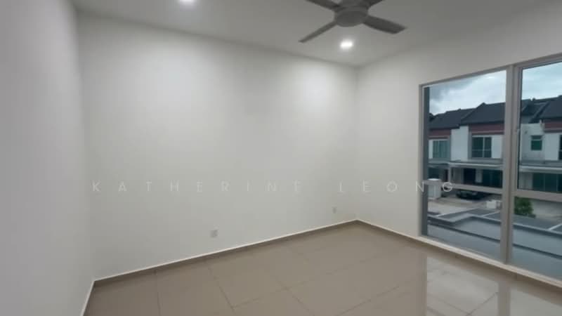 Rumah Teres 2 Tingkat untuk Disewa di Bandar Gamuda Gardens (Rawang) - Katherine Leong - View - PropertyGuru.com.my