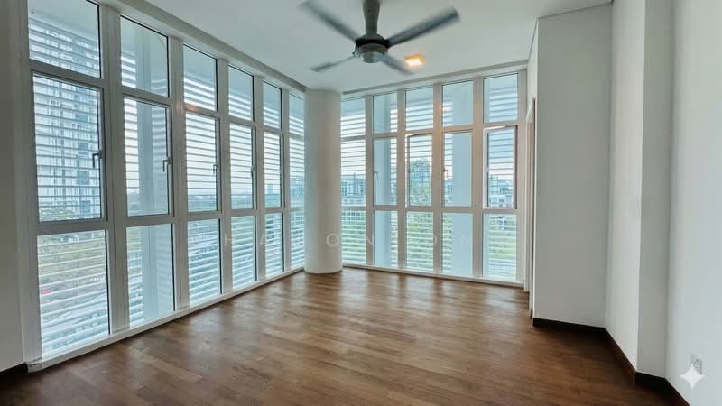 Servis Apartment untuk Dijual di 1Medini - Sharon Ong - Living Room - PropertyGuru.com.my