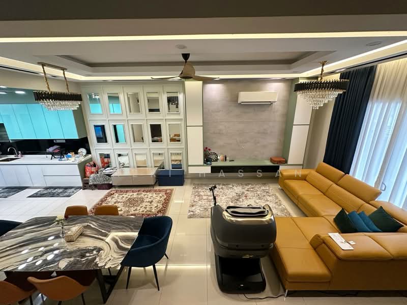 Rumah Teres 2 Tingkat untuk Dijual di Puncak Alam (Selangor) - Nazri Hassan - Living Room - PropertyGuru.com.my