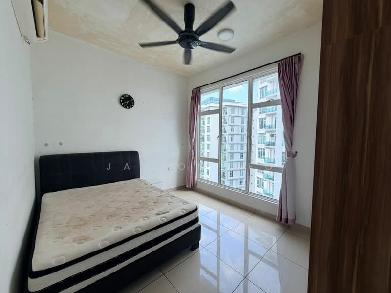 Kondominium untuk Disewa di M Condominium @ Larkin - Jayson Teo - Bedroom - PropertyGuru.com.my