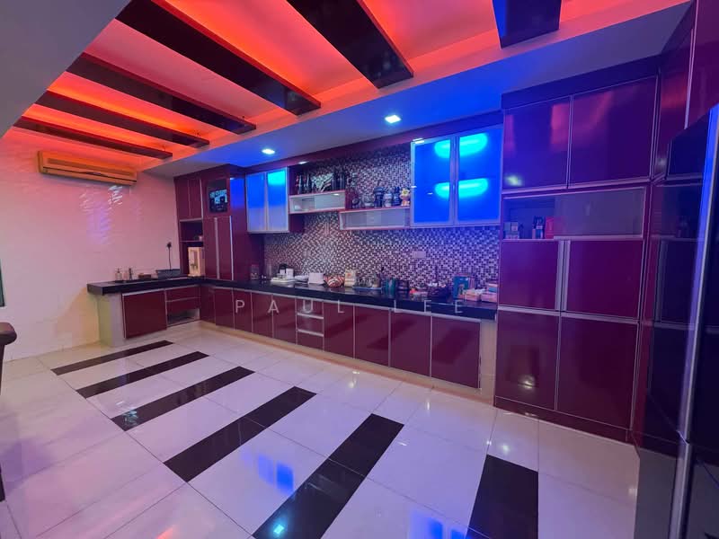 Semi-Detached House for Sale in Bandar Puteri Puchong (Puchong) - Paul Lee - Kitchen - PropertyGuru.com.my
