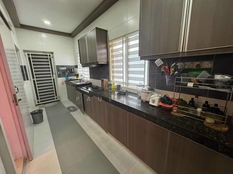 Semi-Detached House for Sale in Bandar Puteri Puchong (Puchong) - Paul Lee - Kitchen - PropertyGuru.com.my