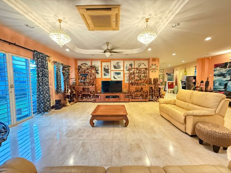 Bungalow for Sale in Country Heights (Kajang) - Lewis Tam - PropertyGuru.com.my