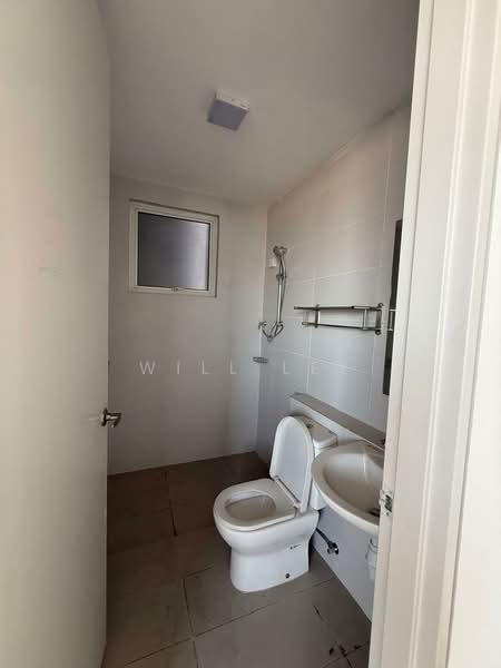 Apartment for Rent at Nadayu 801 - Will Lee - Master Bathroom - PropertyGuru.com.my