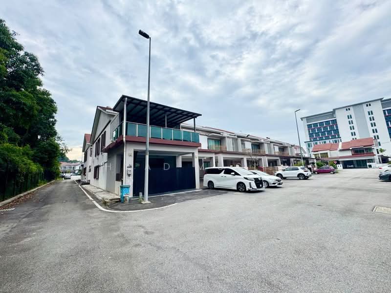 Jalan SB 7 Taman Seri Bestari Sepang - 1