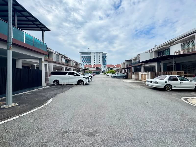 Jalan SB 7 Taman Seri Bestari Sepang - 3