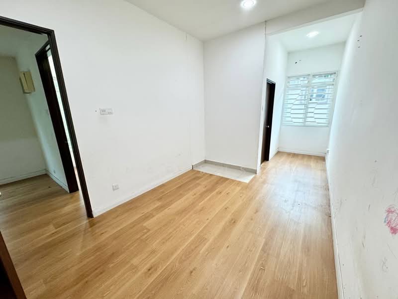 Rumah Teres 2 Tingkat untuk Dijual di Sepang (Selangor) - Ahmad Muslim - PropertyGuru.com.my